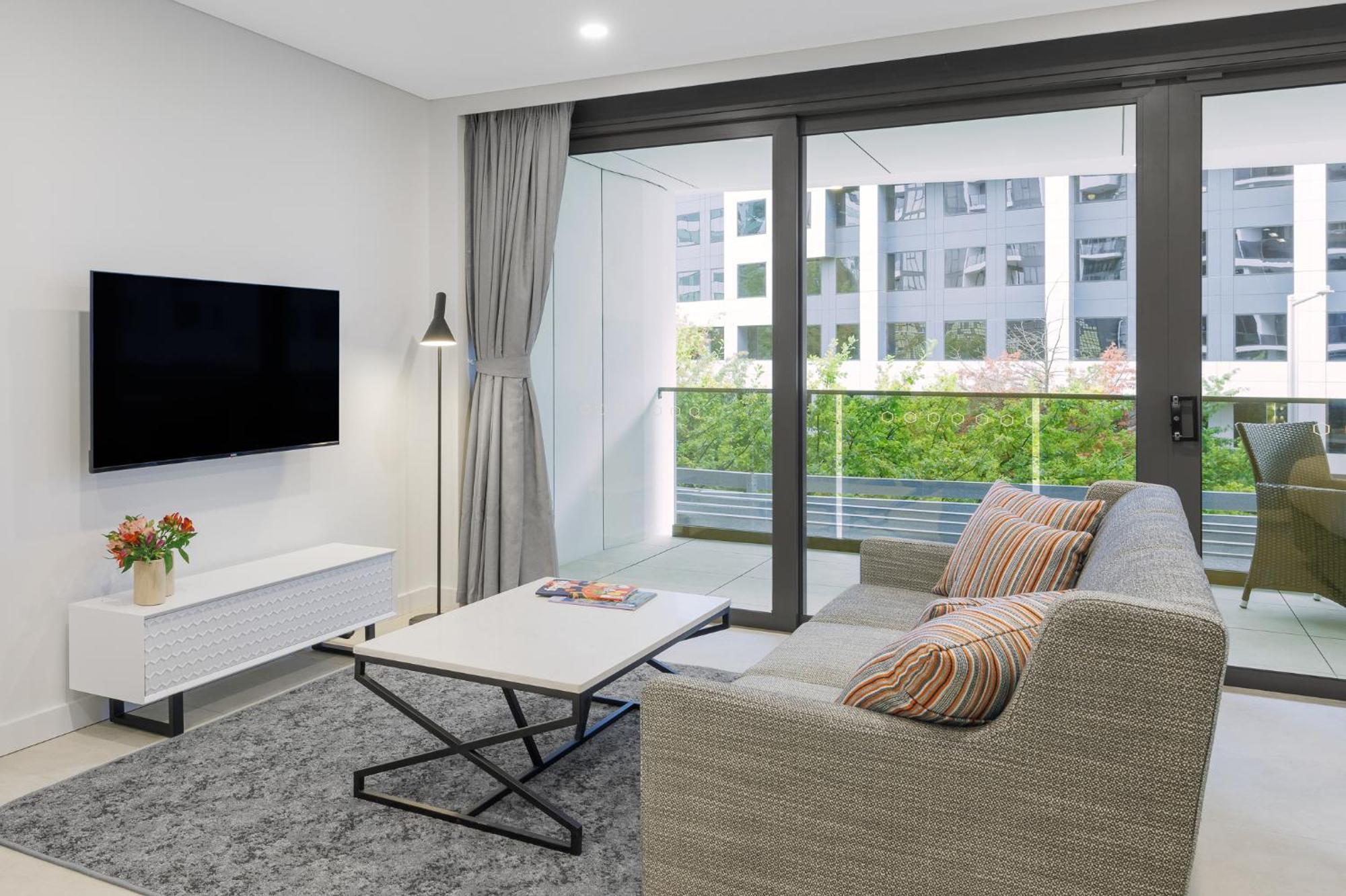 Meriton Suites 캔버라 외부 사진 Living room
